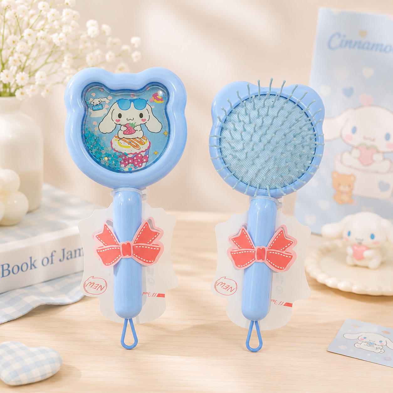 Sanrio Sparkle Shaker Comb